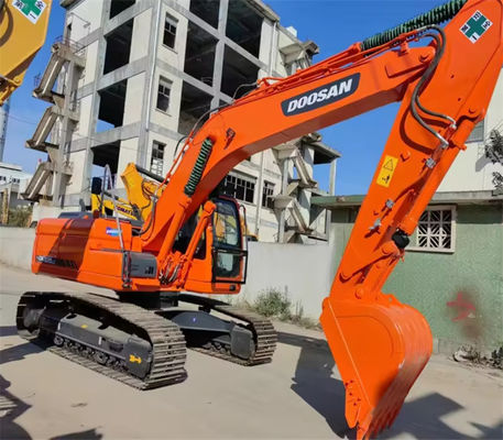 오렌지 사용 된 바퀴 발굴기 DX225LC Doosan Backhoe 사용 된 발굴기